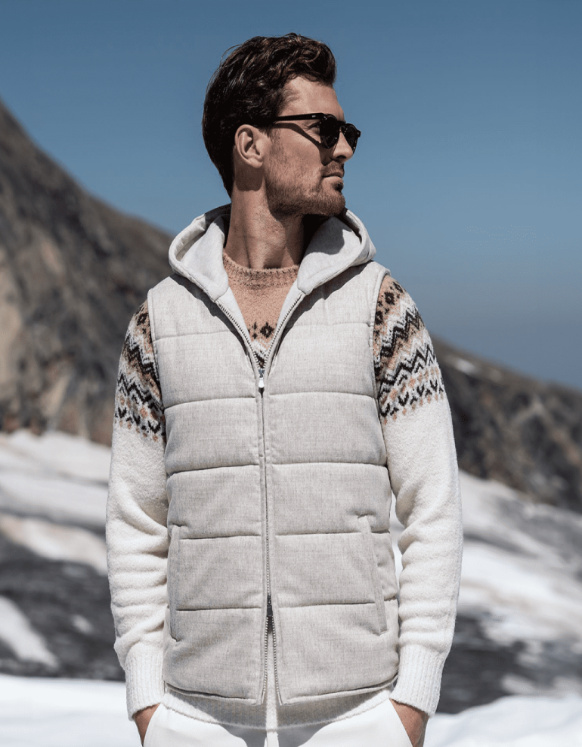 oger_man_cliff_background-2048x1164-1-1536x873